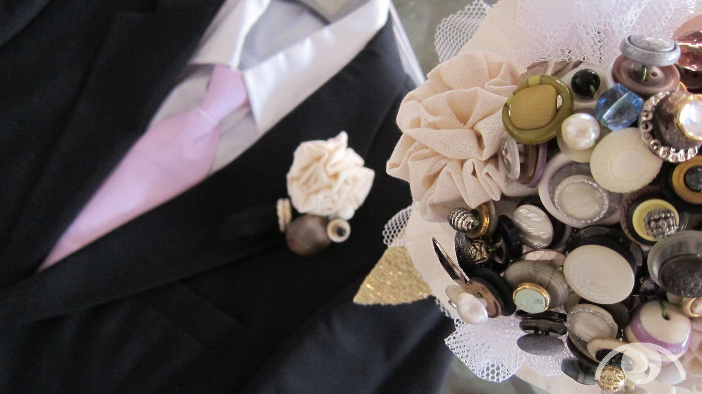 Wedding Watch: DIY Repurposed Bouquets & Boutonnieres