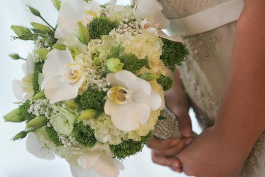 Wedding Watch: Welly + Janus’ Modern Filipiniana