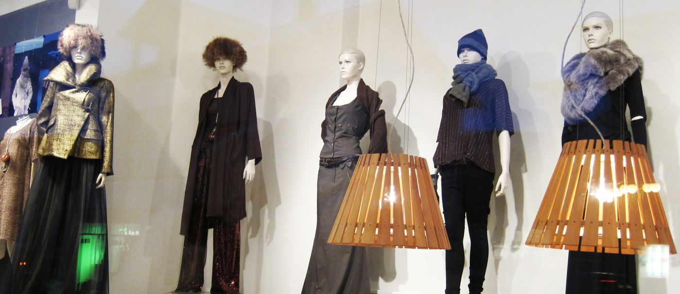 Global Glare: Icelandic Delights & Shopping Sights