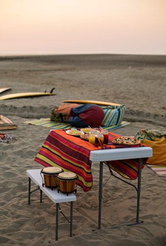 The SM Store x GRID Magazine (Summer destination)