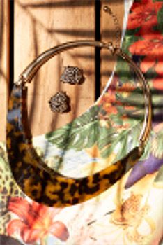 The SM Store x GRID Magazine (Summer destination)