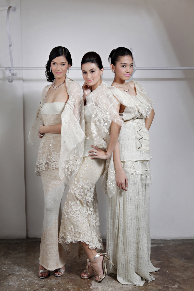 A shoot for Asian Dragon's wedding issue a couple of years ago with sisters, Danielle and Danica (before she won the Ford's Supermodel of the World title) & Ela; photography by Pat Dy.
